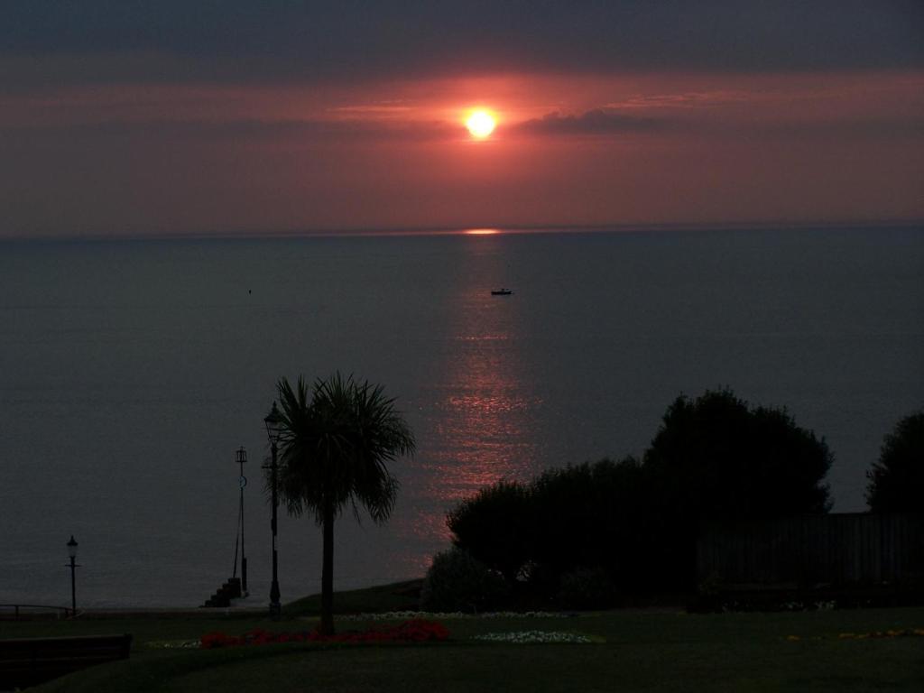 The Burleigh Hunstanton Exterior foto